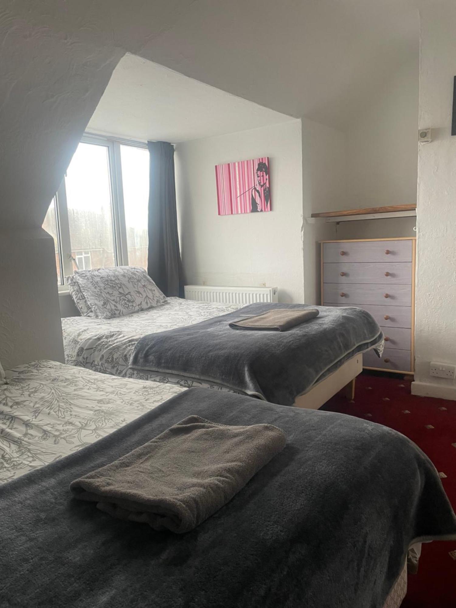 Amitie Guest House 伯恩茅斯 外观 照片